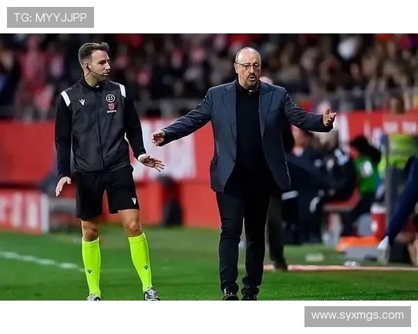 贝尼特斯正式出任希超劲旅帕纳辛奈科斯主教练开启全新执教征程 贝尼特斯正式出任希超劲旅帕纳辛奈科斯主教练开启全新执教征程